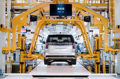 代碼筑綠洲 新京報(bào)零碳研究院2023年度綠色發(fā)展十大案例揭曉，軟件業(yè)成減排新引擎